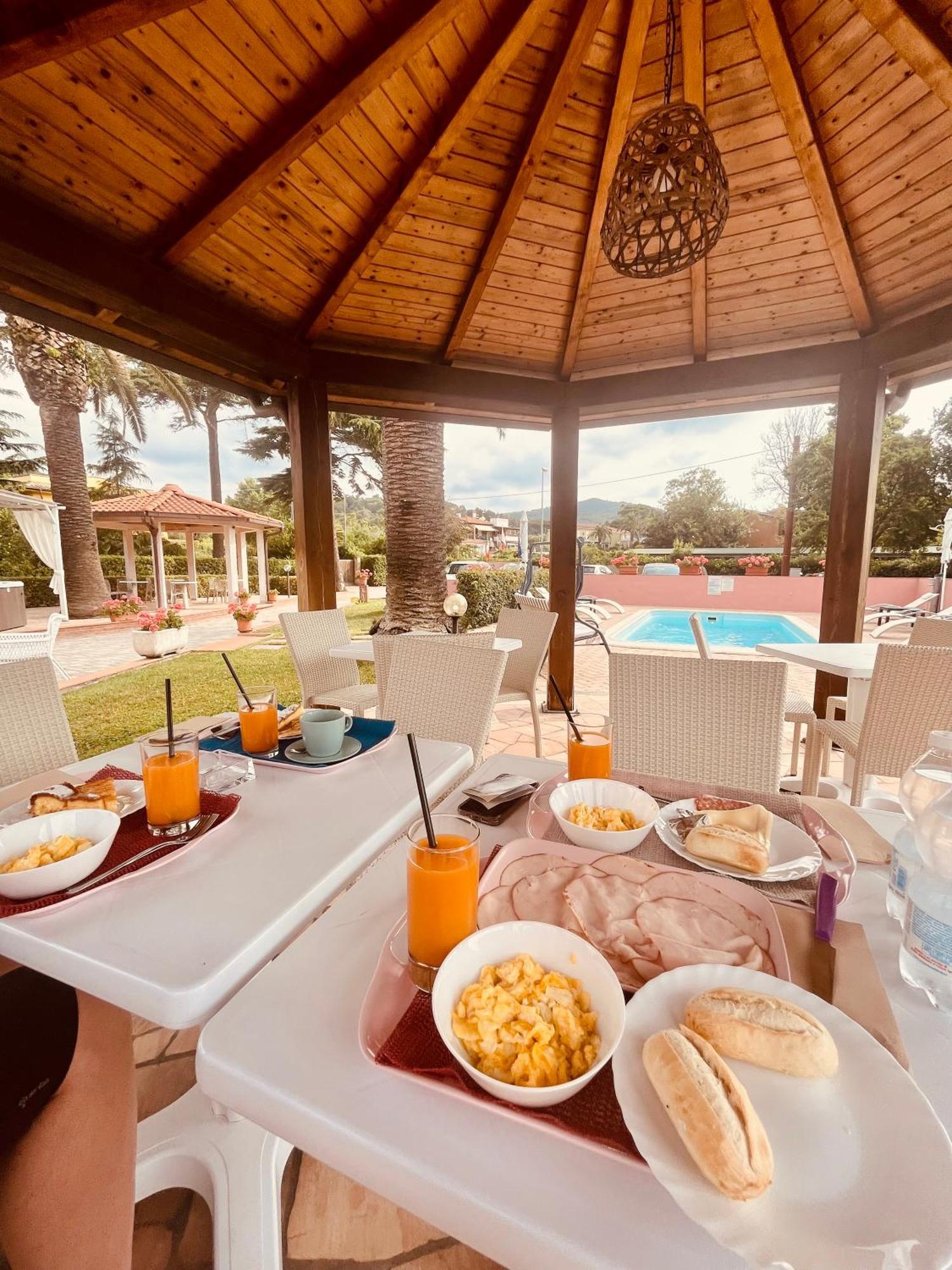 Hotel Villa Rosa Porto Azzurro Dış mekan fotoğraf
